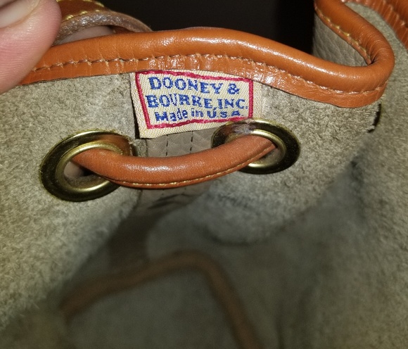 Dooney & Bourke - Picture 5 of 5